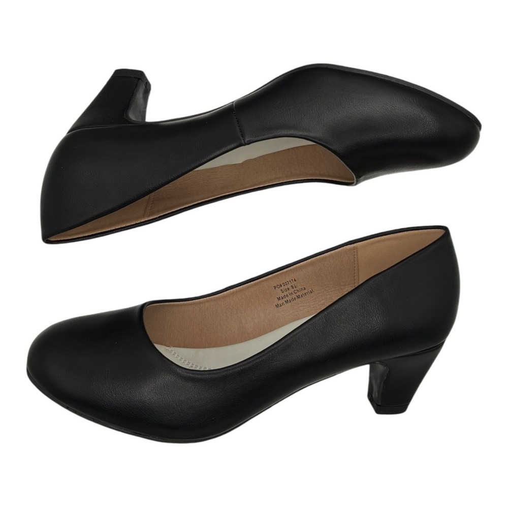 Journee Collection Luu Black Low Heel Pumps Round Toe Work Shoes Size 8.5 - Picture 6 of 9